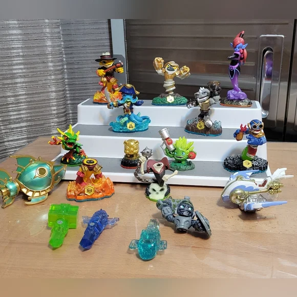 17 Pieces Skylanders Bundle Giants, Trap Team, SuperChargers, SWAP FORCE LOOSE - Picture 16 of 16